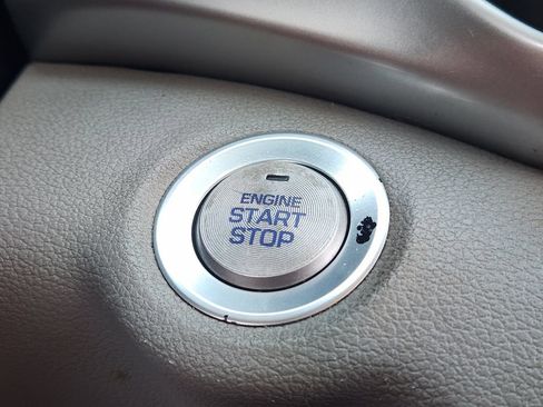 Used 2019 Hyundai Elantra Value Edition FWD image 16
