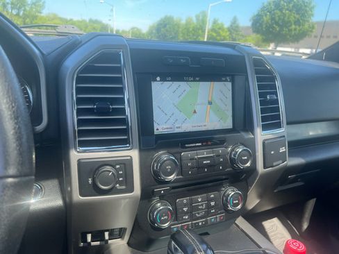 Used 2016 Ford F150 Lariat AWD/4WD image 10