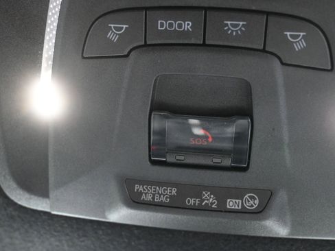 Used 2023 Toyota Corolla SE image 24