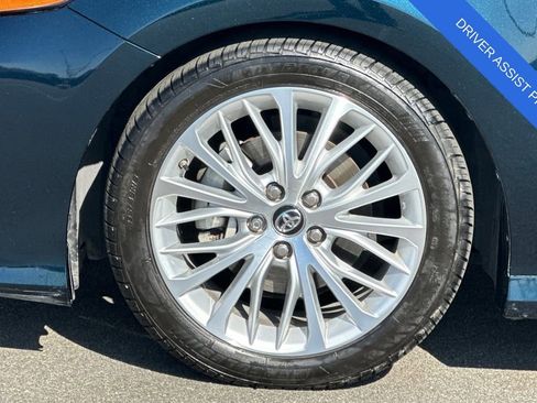 Used 2018 Toyota Camry XLE w/ Driver Assist Package image 33