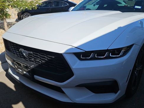 Used 2024 Ford Mustang Coupe RWD image 2