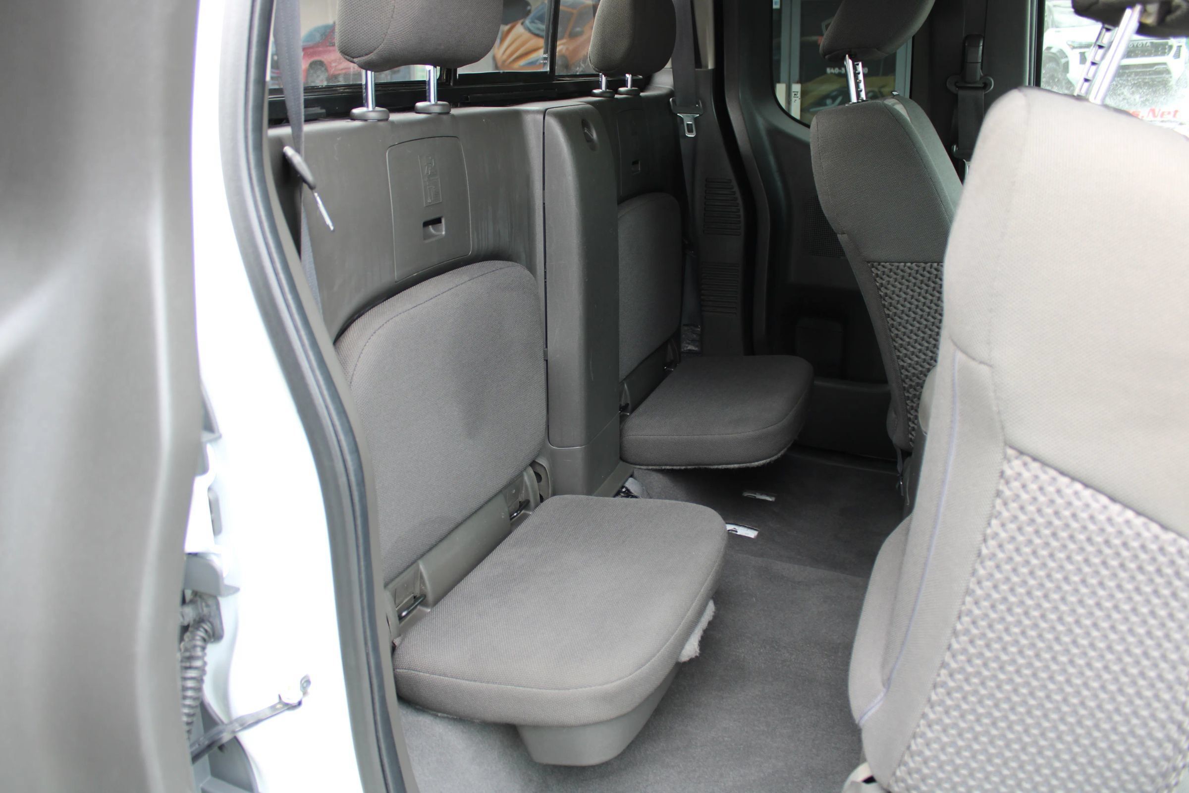 Used 2021 Nissan Frontier SV RWD image 13