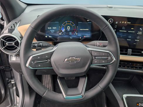 New 2026 Chevrolet Equinox ACTIV FWD image 20