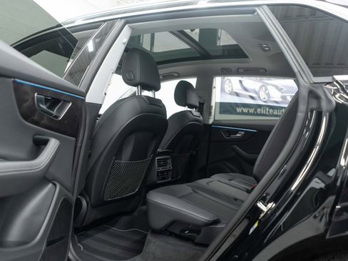 Used 2023 Audi Q8 Premium Plus w/ Premium Plus Package image 14