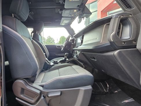 Used 2022 Ford Bronco Outer Banks image 19