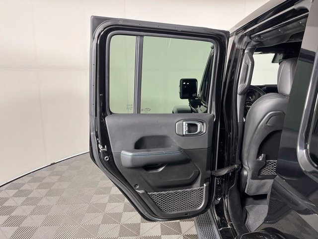 Used 2024 Jeep Wrangler High Altitude AWD/4WD image 39