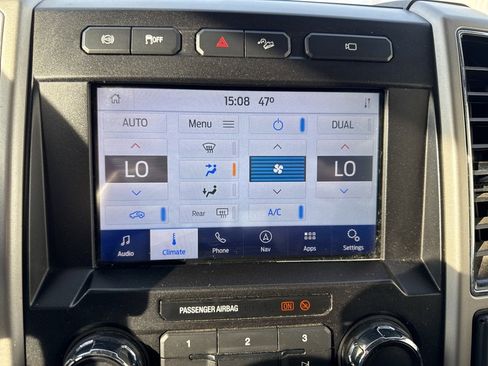 Used 2021 Ford F250 Lariat w/ Chrome Package image 30