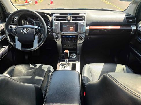Used 2018 Toyota 4Runner Limited AWD/4WD image 18