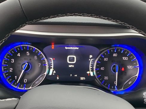 New 2026 Chrysler Pacifica Select image 28