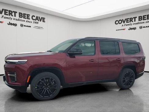 New 2026 Jeep Grand Wagoneer Summit image 4