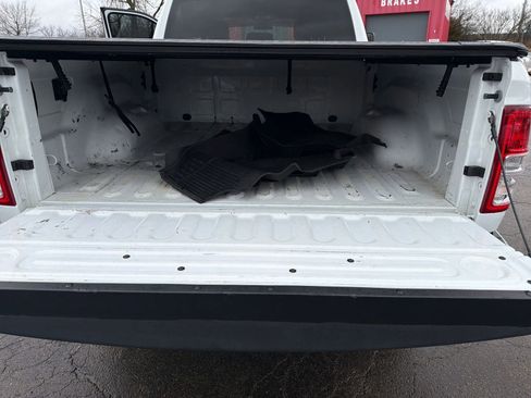 Used 2022 RAM 2500 Big Horn w/ Cold Weather Group AWD/4WD image 23