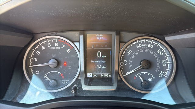 Used 2022 Toyota Tacoma TRD Off-Road AWD/4WD image 18
