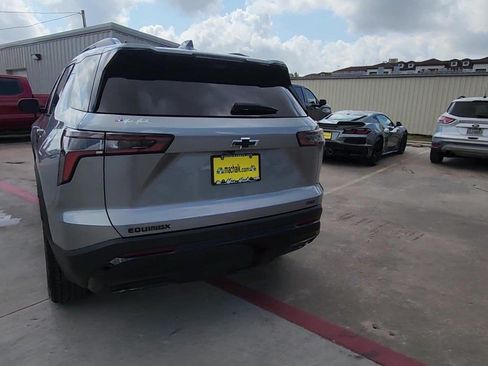 Certified 2026 Chevrolet Equinox RS w/ Convenience Package III FWD image 18