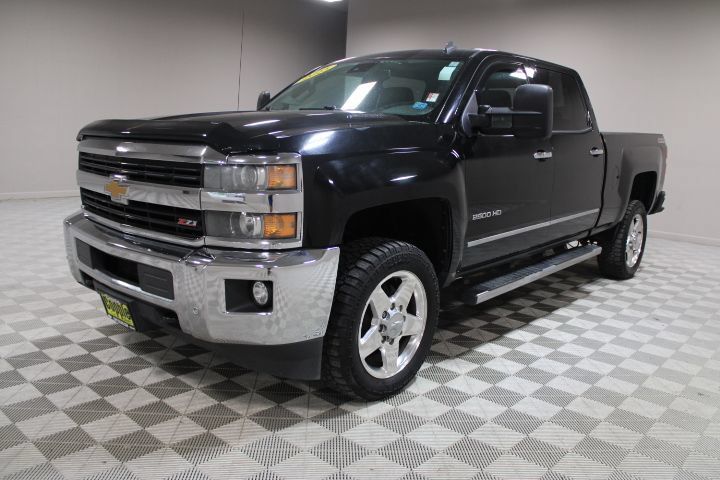 Used 2015 Chevrolet Silverado 2500 LTZ w/ Duramax Plus Package AWD/4WD image 7