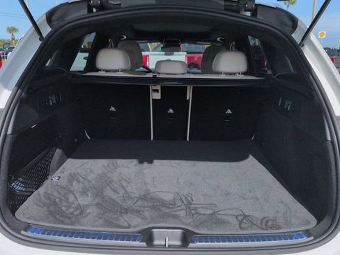 Used 2026 Mercedes-Benz GLC 300 4MATIC image 13