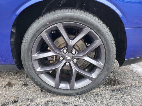 Used 2021 Dodge Challenger R/T w/ Blacktop Package image 29