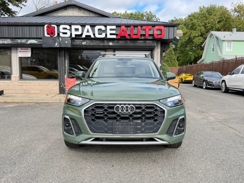 Used 2022 Audi Q5 2.0T Premium Plus AWD/4WD image 2