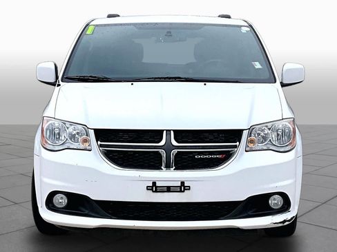 Used 2016 Dodge Grand Caravan SXT FWD image 7