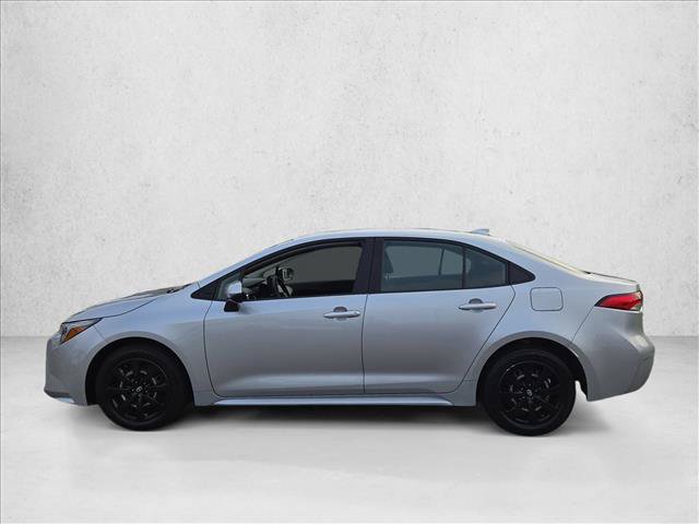 Used 2025 Toyota Corolla LE FWD image 9