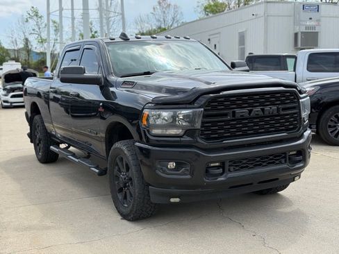 Used 2022 RAM 2500 Big Horn w/ Night Edition image 4