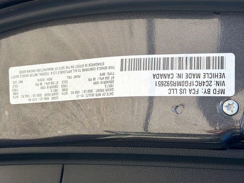 Used 2021 Chrysler Pacifica Touring w/ S Appearance Package image 36