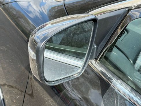 Used 2019 Nissan Rogue Sport SV w/ Technology Package image 11