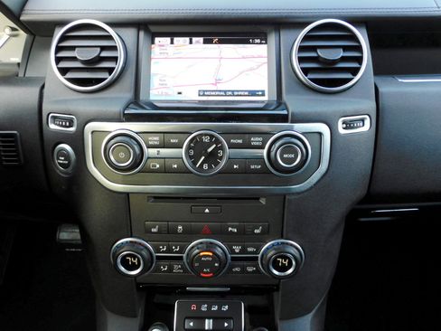 Used 2016 Land Rover LR4 HSE LUX image 11