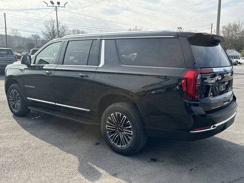 New 2026 GMC Yukon XL Elevation w/ Elevation Premium Package AWD/4WD image 6