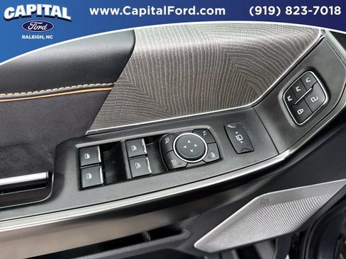 Used 2024 Ford F250 Platinum AWD/4WD image 21