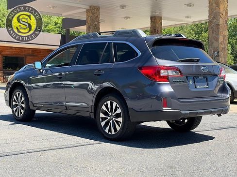 Used 2015 Subaru Outback 3.6R Limited AWD/4WD image 4