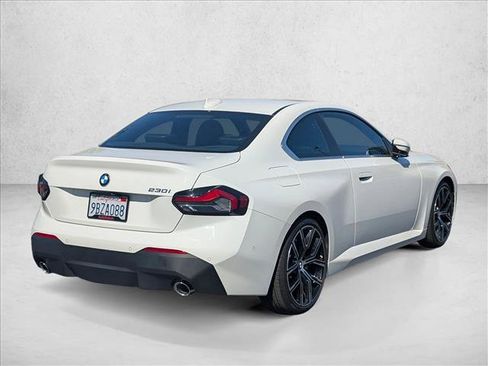 Certified 2022 BMW 230i Coupe w/ Convenience Package RWD image 5