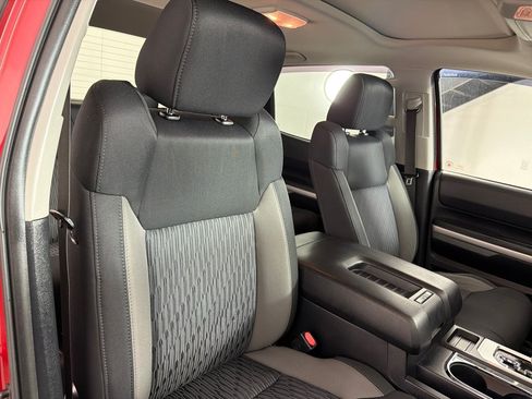 Used 2017 Toyota Tundra SR5 AWD/4WD image 23