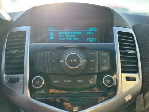 Used 2012 Chevrolet Cruze LT image 20