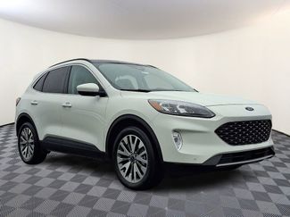 Used 2022 Ford Escape Titanium w/ Class II Trailer Tow Package video 1