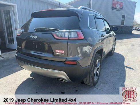 Used 2019 Jeep Cherokee Limited AWD/4WD image 7