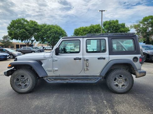 Used 2019 Jeep Wrangler Unlimited Sport AWD/4WD image 4