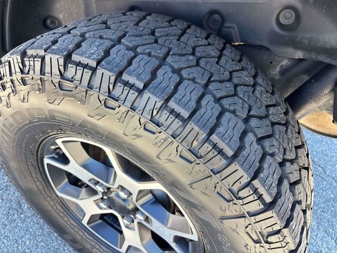 Used 2021 Jeep Wrangler Unlimited Rubicon AWD/4WD image 8