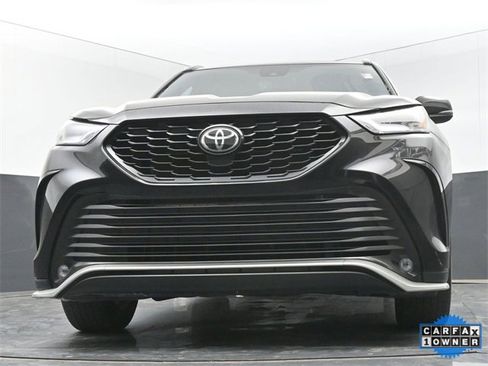 Used 2021 Toyota Highlander XSE image 39