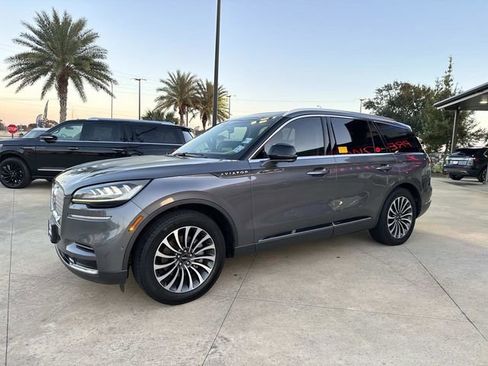 Used 2022 Lincoln Aviator Reserve w/ Elements Package Plus image 5