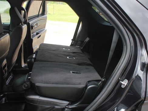 Used 2022 Ford Explorer 4WD Police Interceptor w/ Ultimate Wiring Package image 37