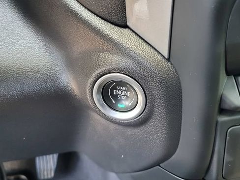 Used 2024 Chevrolet Silverado 1500 Custom RWD image 28