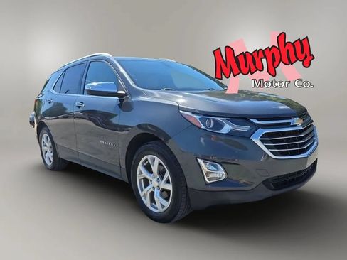 Used 2018 Chevrolet Equinox Premier FWD image 2
