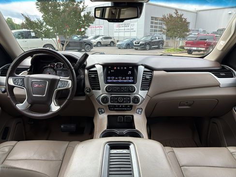 Used 2016 GMC Yukon SLT RWD image 12