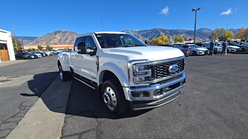 Used 2026 Ford F450 Lariat w/ FX4 Off-Road Package AWD/4WD image 3