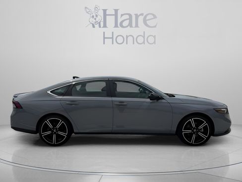 Used 2023 Honda Accord Sport image 6