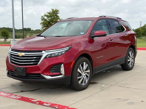 Used 2023 Chevrolet Equinox Premier FWD image 3