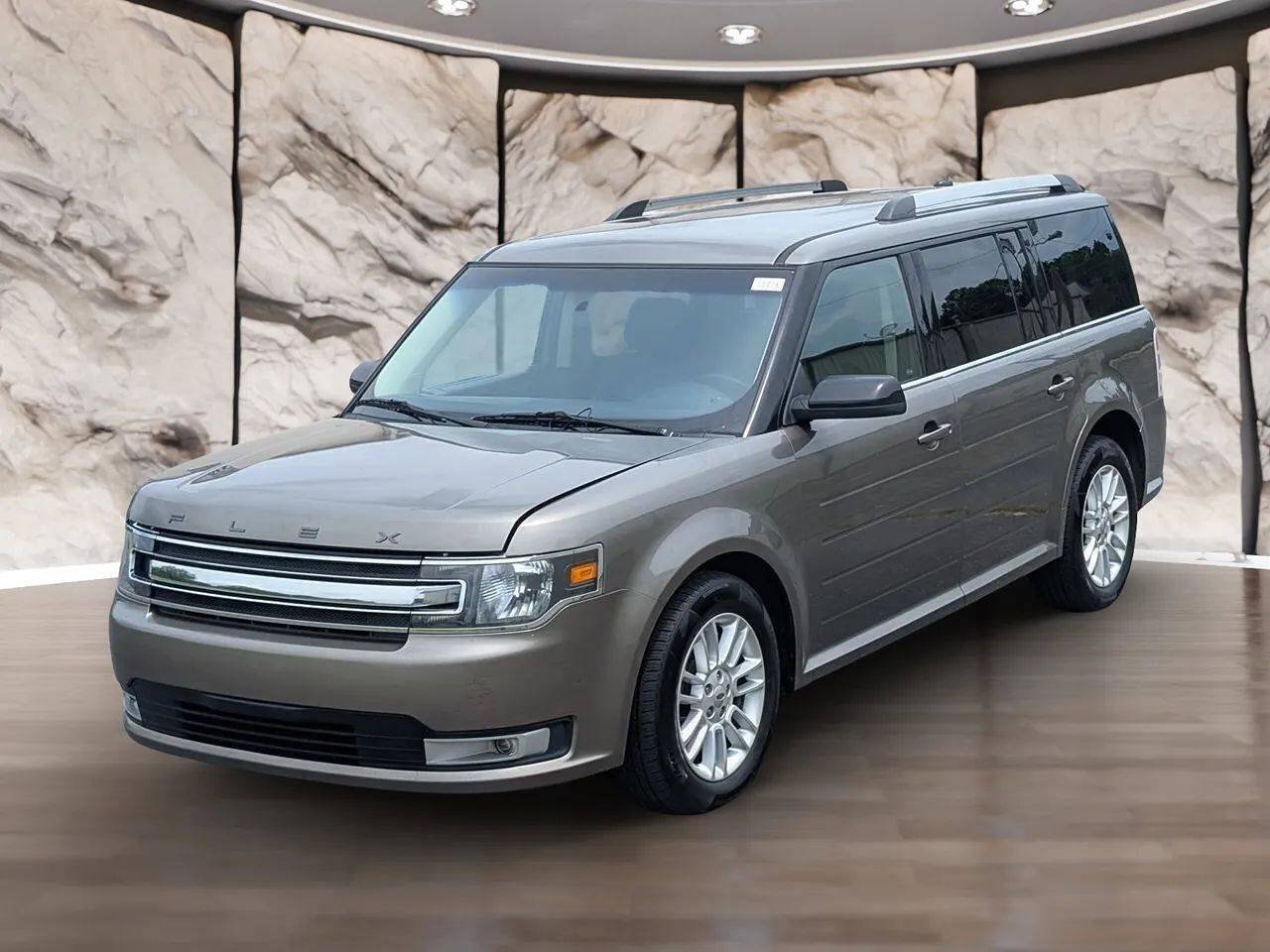 Used 2014 Ford Flex SEL w/ Equipment Group 202A FWD image 2