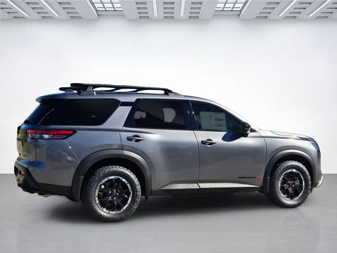 New 2026 Nissan Pathfinder Rock Creek w/ Rock Creek Premium Package AWD/4WD image 3