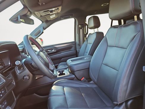 Used 2024 Chevrolet Tahoe RST w/ Luxury Package image 9