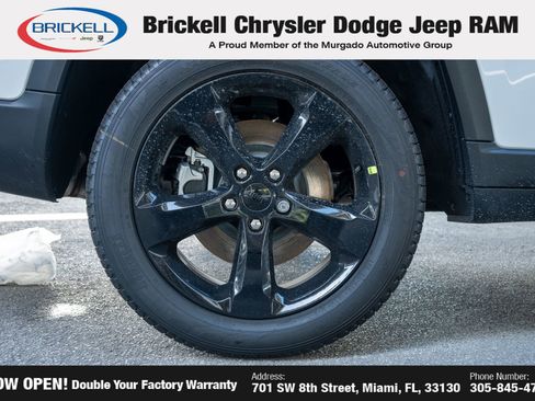 New 2025 Jeep Grand Cherokee L Limited w/ Black Appearance Package RWD image 39